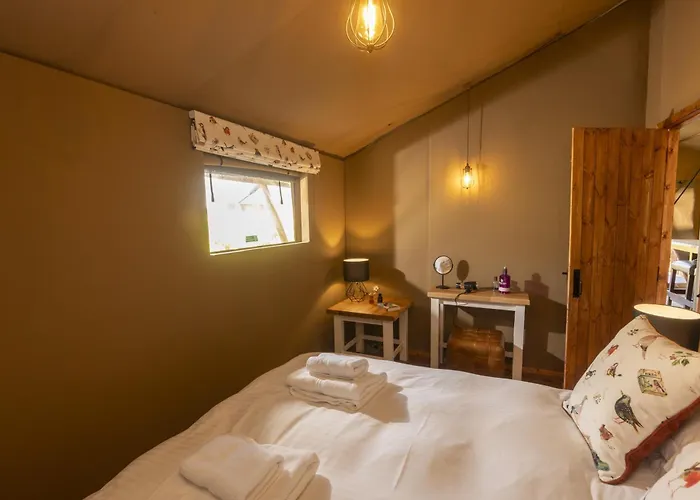 Coniston - Safari Luxury tent *